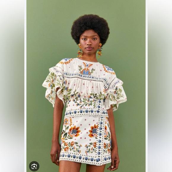 Trade/sell Farm Rio summer garden mini skirt size small EUC🦄🌺💜 - Picture 2 of 5